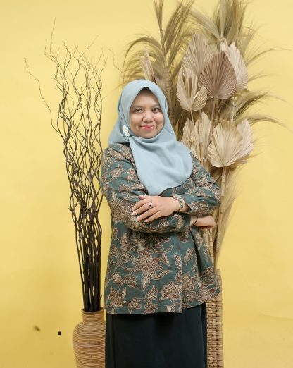 17. NINING YUNIATI, S.PD.