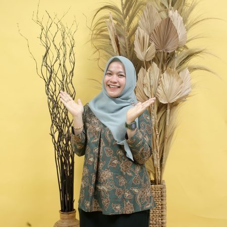 21. DEVI NURUL I, S.PD.
