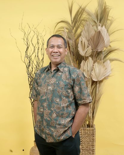 7. EDY MADARIMAN, S.PD., M.PD.