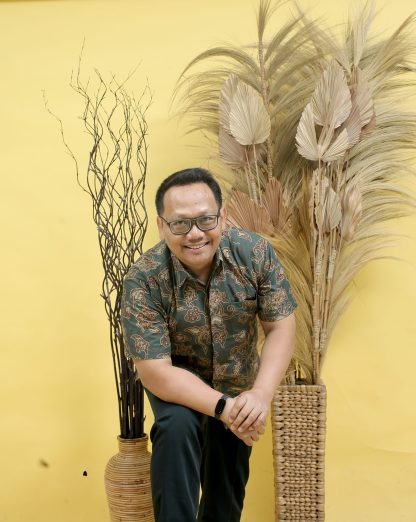 9. BAMBANG DEWANTORO, S.KOM. M.M.